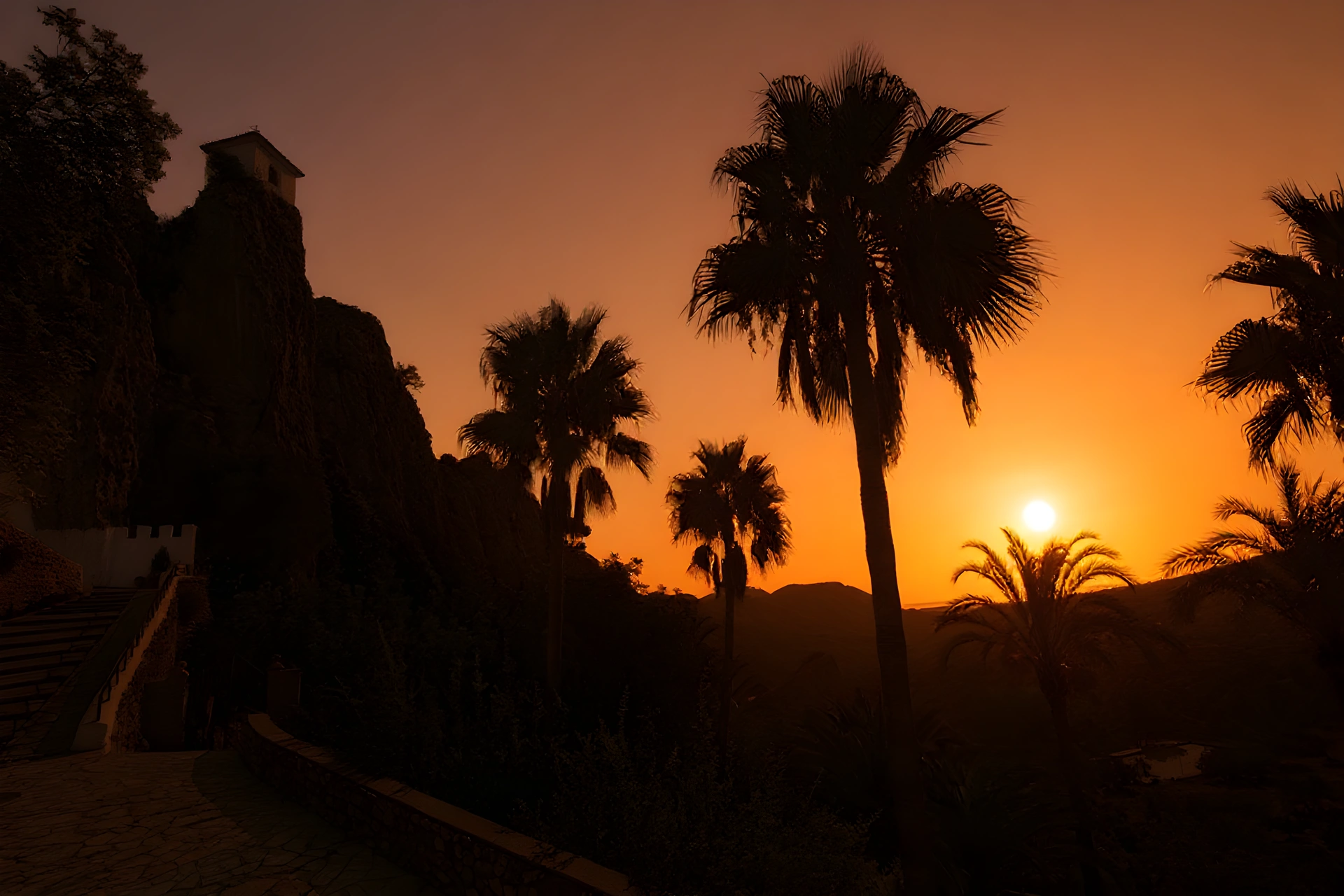 Alrededores de Guadalest con pueblos y montanas